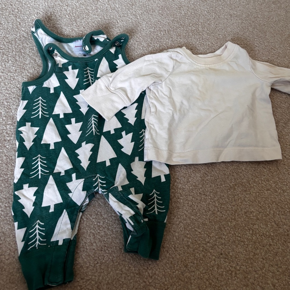 Hanna Andersson Green and White Tree Print Baby Romper with Cream Top
